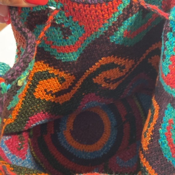 Multicolor Wayuu Artisan Crochet Shoulder Crossbody Bucket Bag - Picture 6 of 7